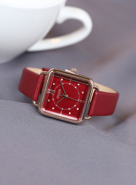潮流时尚本命年红色皮带手表女款小巧显白百搭小众方表盘简约女表