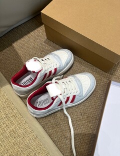 新款 板鞋 真皮平底德训鞋 系带运动休闲鞋 女韩版 2026春季