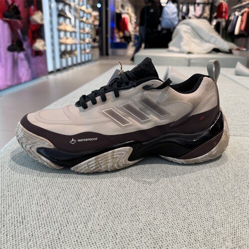 adidas阿迪达斯男鞋新款春季蛇年新年防泼水运动缓震休闲鞋JQ2896