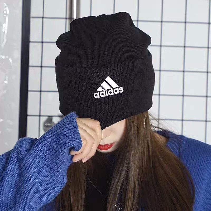 Adidas/阿迪达斯中性运动帽