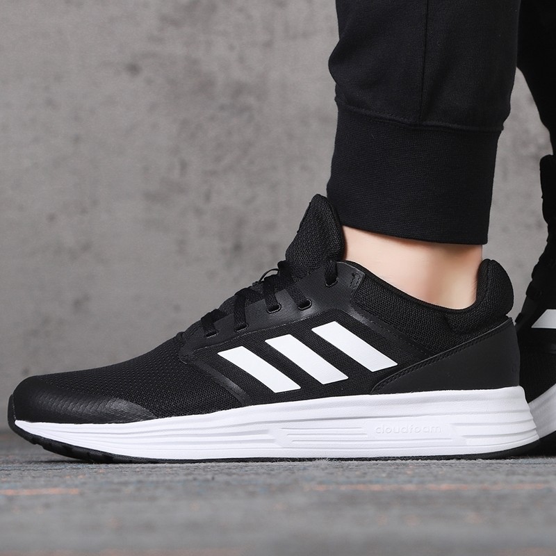 Adidas/阿迪达斯男跑步鞋