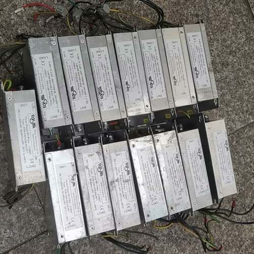 可议价三相电源滤波器，型号FFR-CSH-036-8A-RF1，三