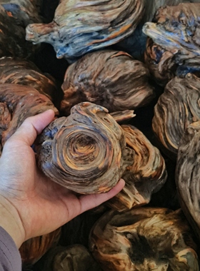 松明木根雕摆件琥珀木天然原木风化木枯木土沉香文玩手把件陈化料