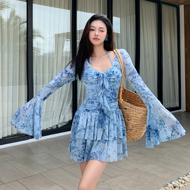 长袖蓝色碎花保守连体泳衣裙式显白显瘦泡温泉海边度假泳装95173