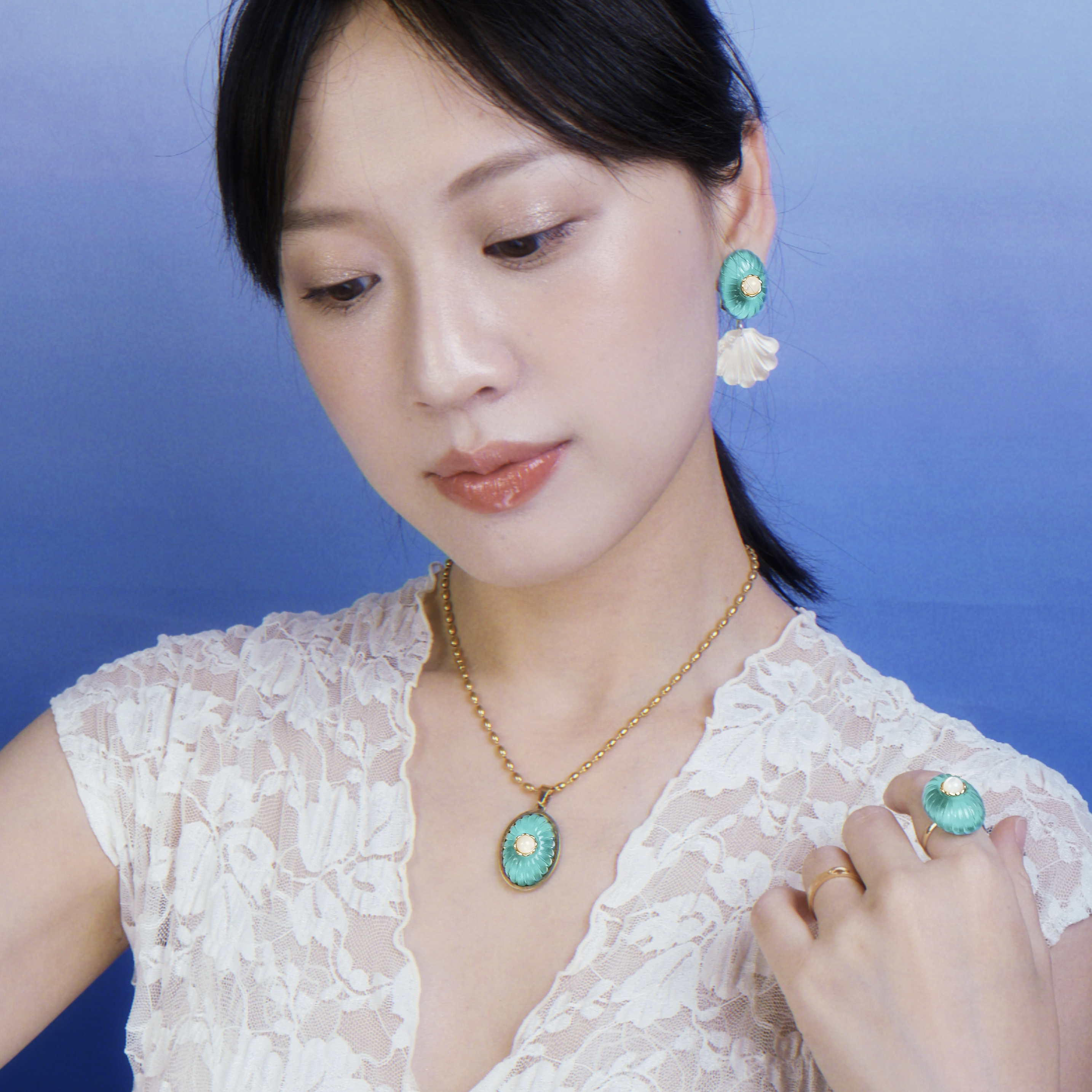 BOMBCACA海岛日记系列 果冻海 原创复古椭圆线条贝壳镶嵌耳环套组