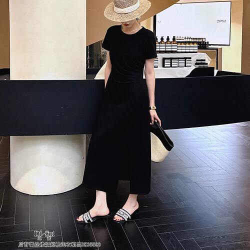 欧洲站夏季后背镂空极简连衣裙