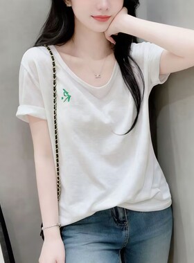 2026夏季新款雪花棉白色圆领刺绣短袖t恤女宽松大码休闲显瘦上衣