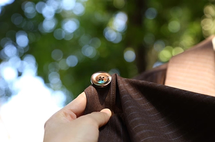 一定会爱上精纺梭织羊毛 妥妥的老钱气质 高级的咖色多用箱型衬衫