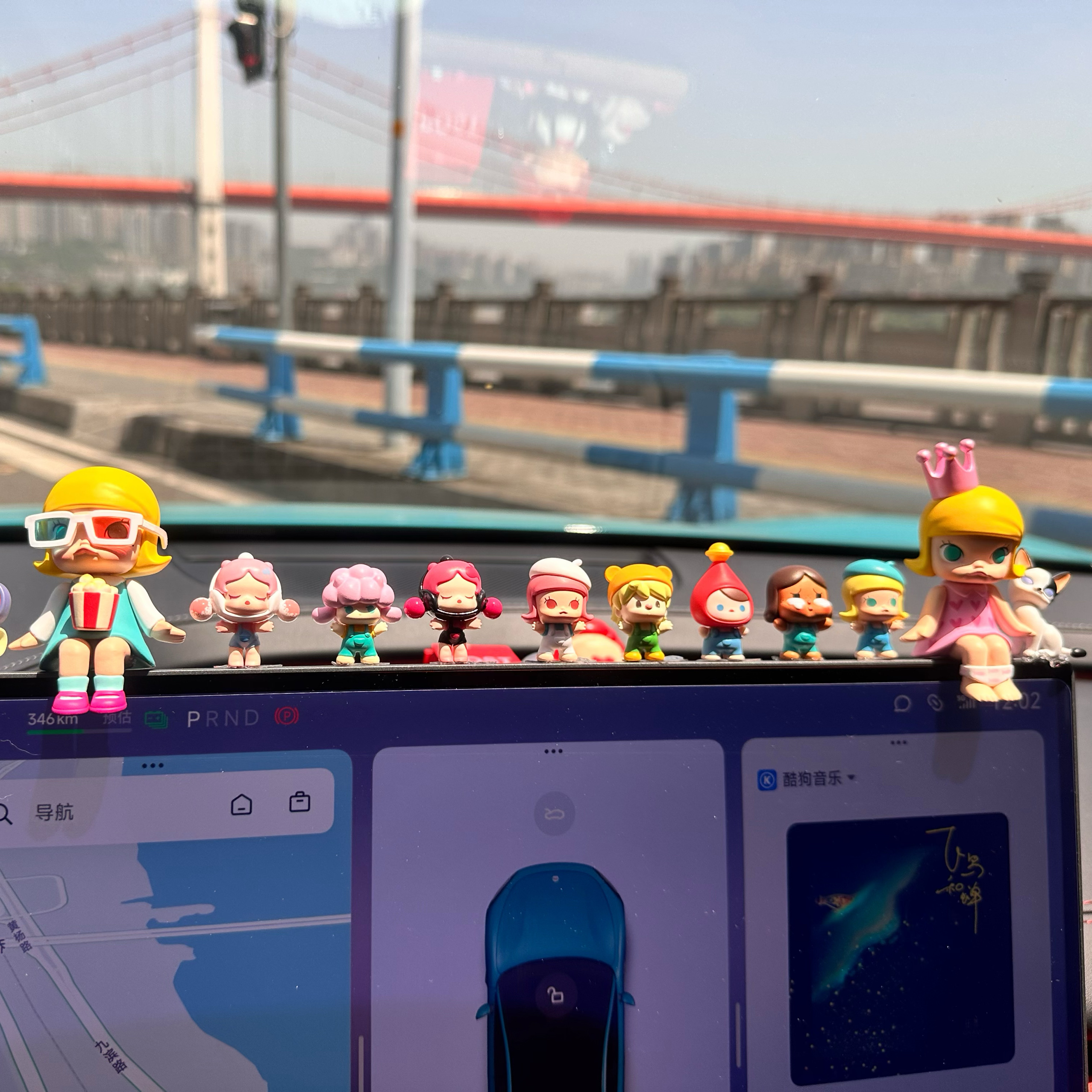 泡泡玛特盲盒车载摆件汽车中控台装饰品车内可爱公仔车饰小米su