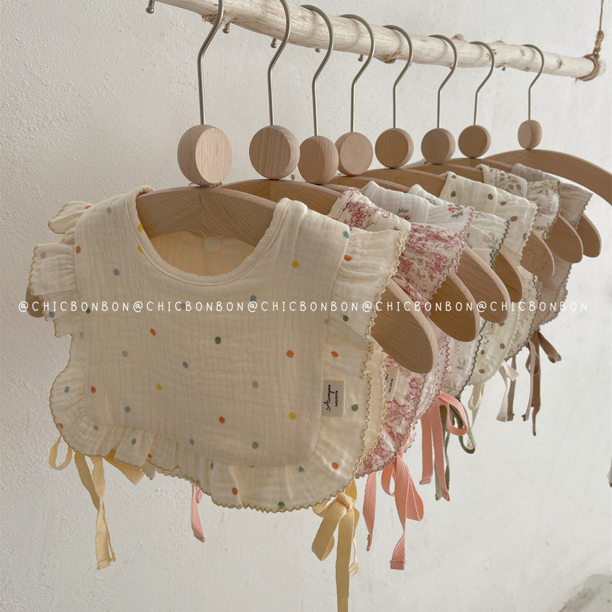 纯棉宝宝花边口水巾围兜碎花荷叶边装饰罩衣马甲围嘴防吐奶婴儿童,婴童用品,口水巾,淘宝优惠券,粉丝福利购,淘宝优惠卷