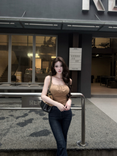 AWMUMU纯欲风辣妹性感吊带背心女修身显瘦内搭咖色打底衫上衣女