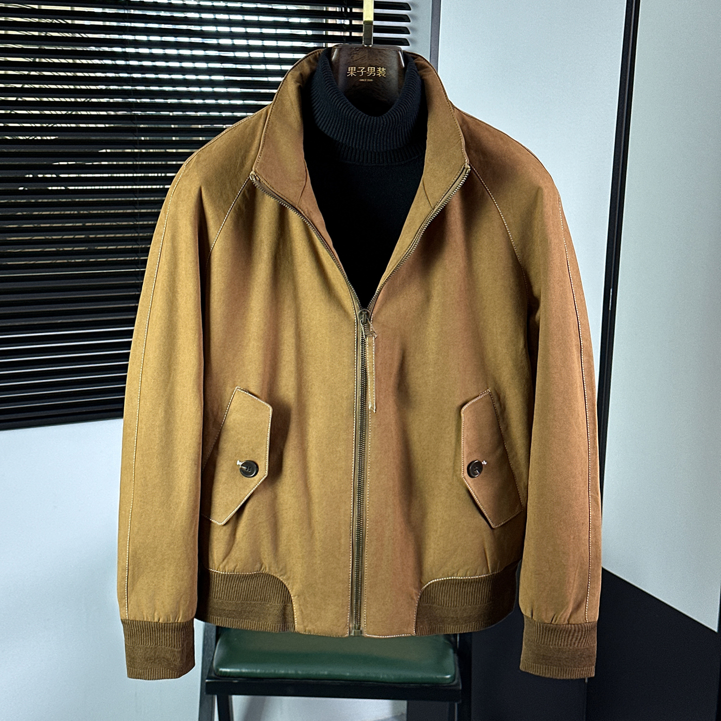 机场专柜撤柜高档男装仿皮小夹克