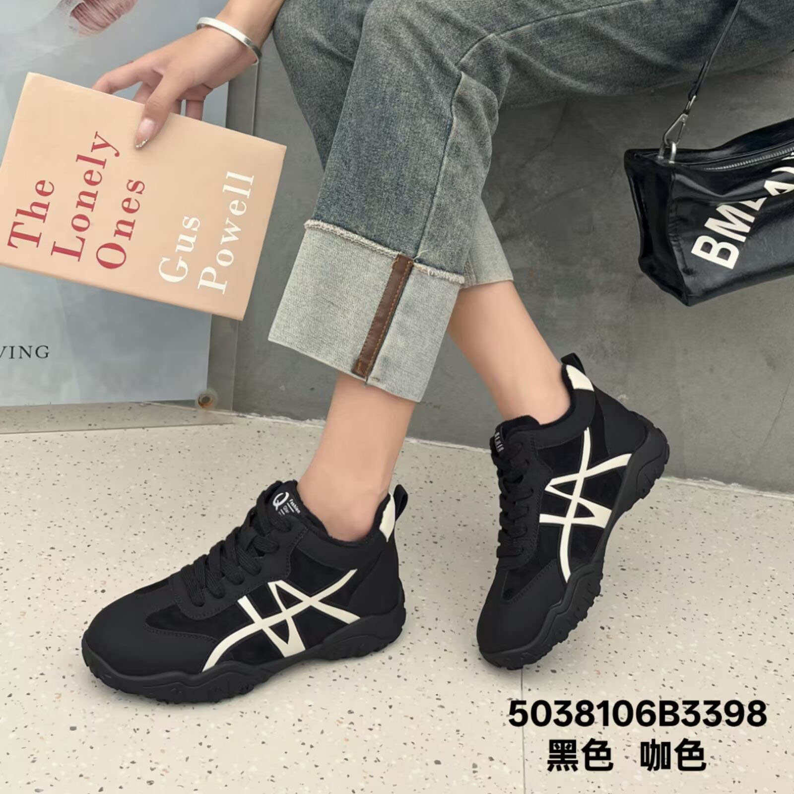 千佰莉女鞋2025冬款圆头平底鞋女时尚百搭休闲加绒运动鞋女B3398