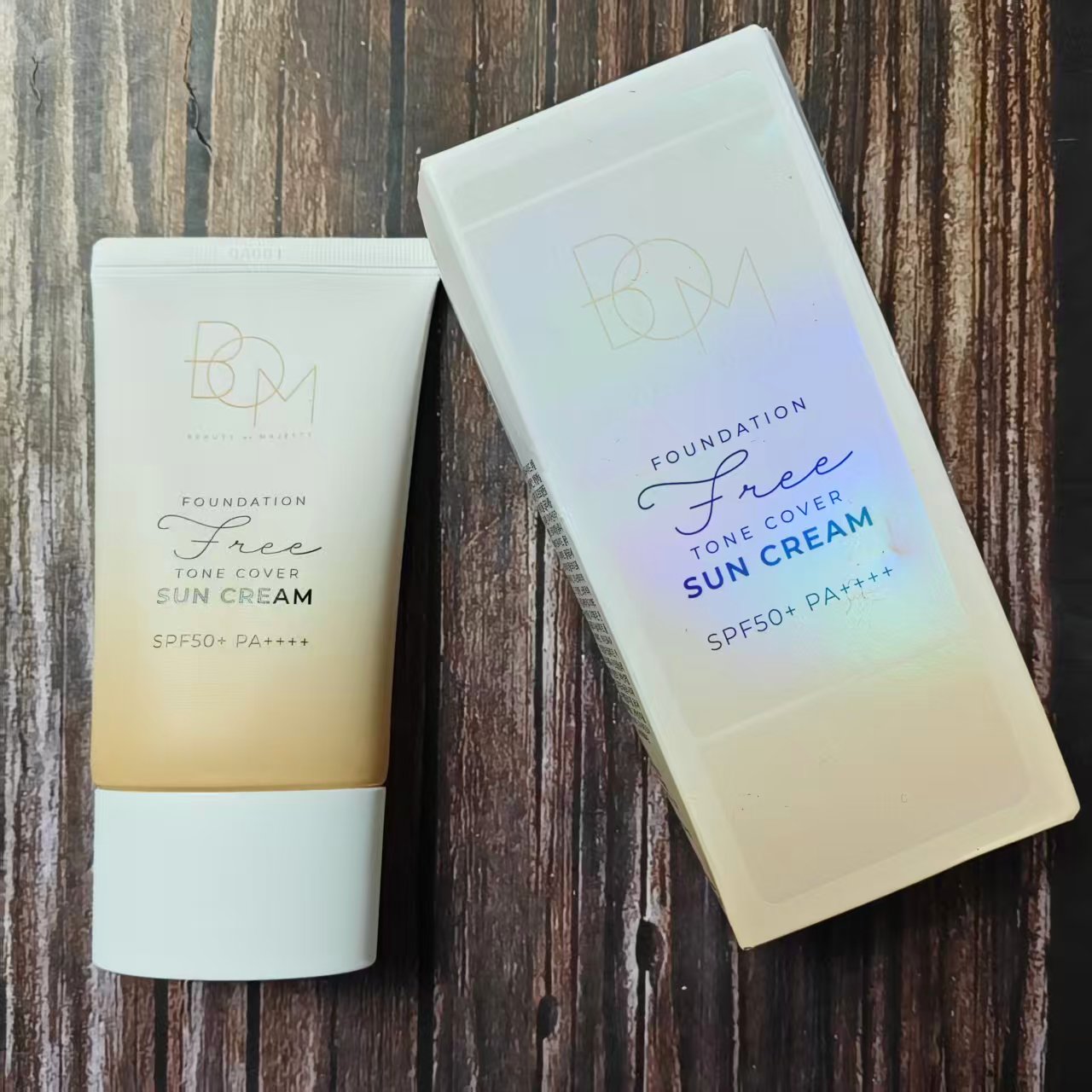 BOM/碧波曼黄胖子防晒粉底液素颜霜轻薄透亮持妆服帖水润图片