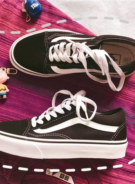 万斯 Old Skool Black 高抓力地  板鞋 男女同款 黑白