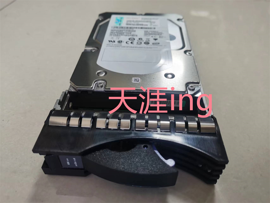 IBM 300G 15K 3.5 SAS ST3300656SS 10N7208 10N7207 服务器硬盘