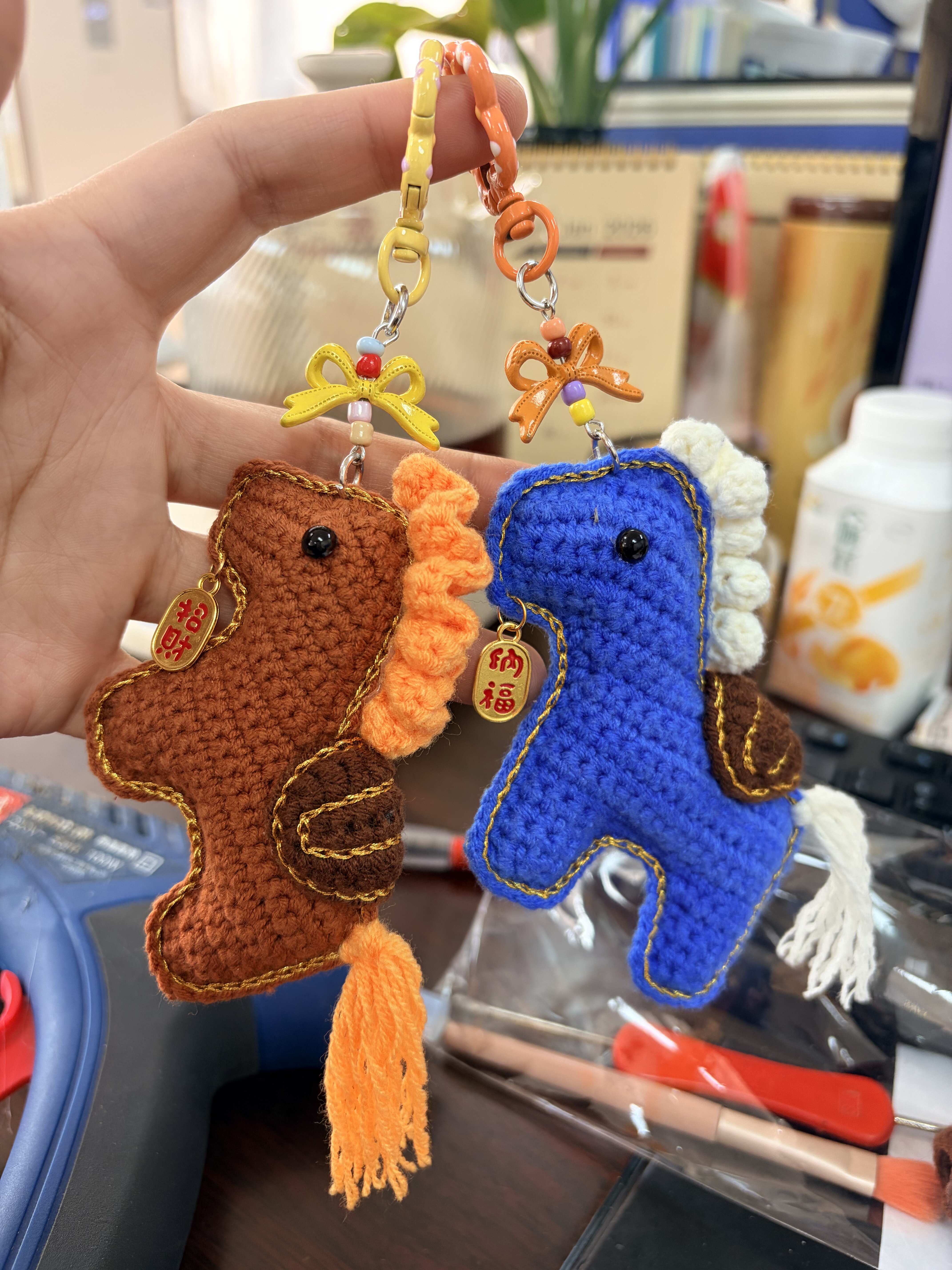 成品手工钩织小马招平安包包挂件玩偶毛线编织钥匙扣手机挂件,服饰配件/皮带/帽子/围巾,包挂件,淘宝优惠券,粉丝福利购,淘宝优惠卷