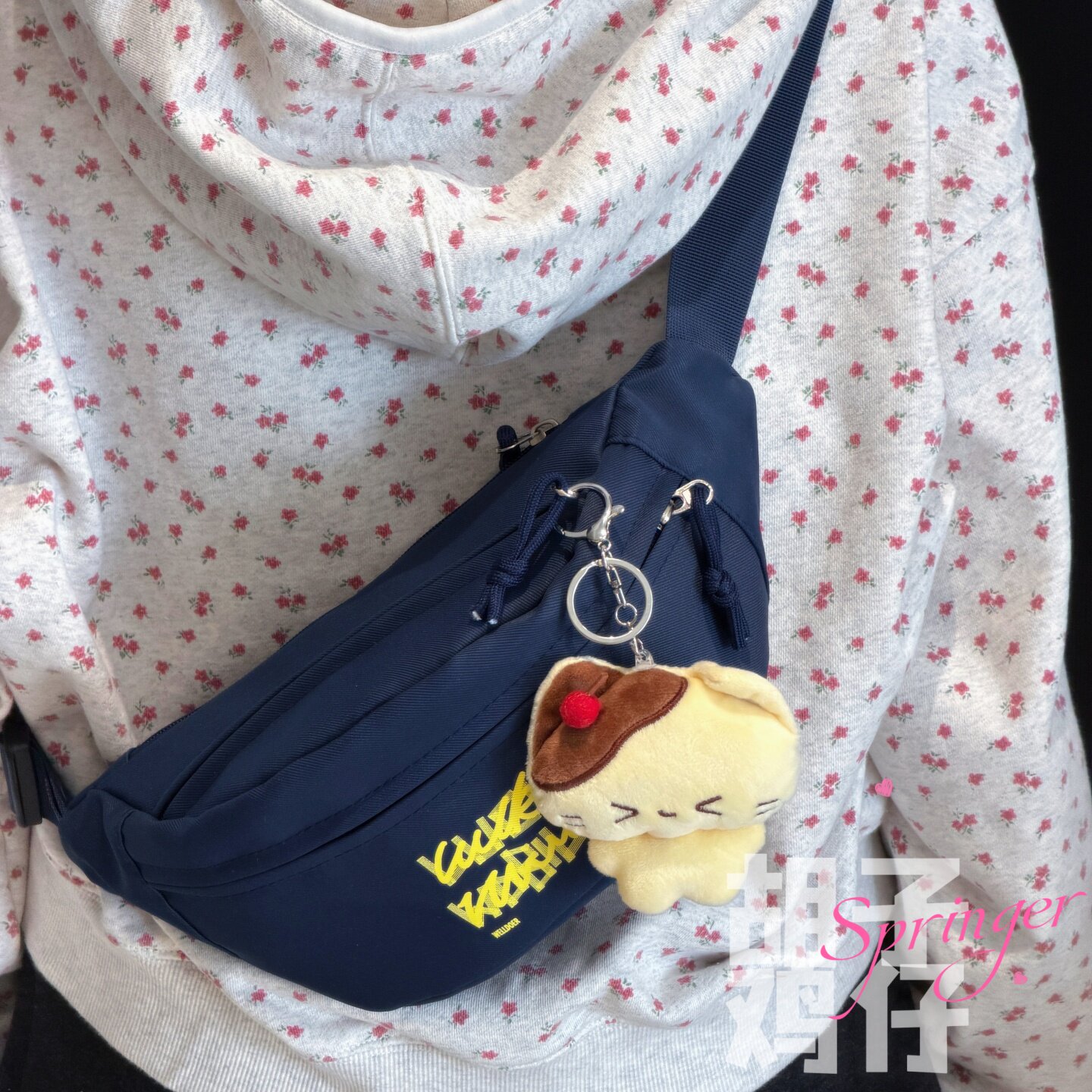 胡子鸡仔户外运动单肩包女斜挎包新款腰包小型胸包背包男轻便小包