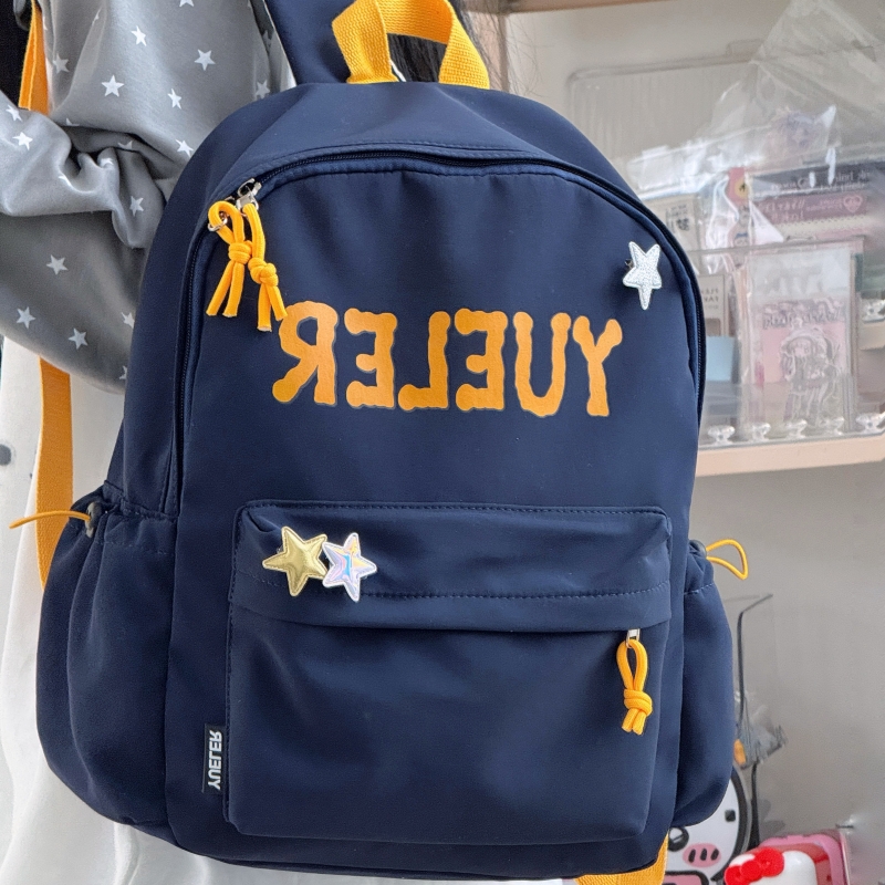 介个书包复古感满满，越看越喜欢