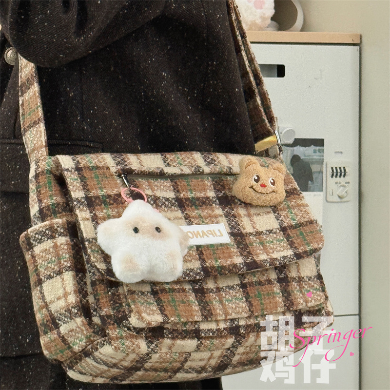 美拉德配色的毛呢包包真的好冬天