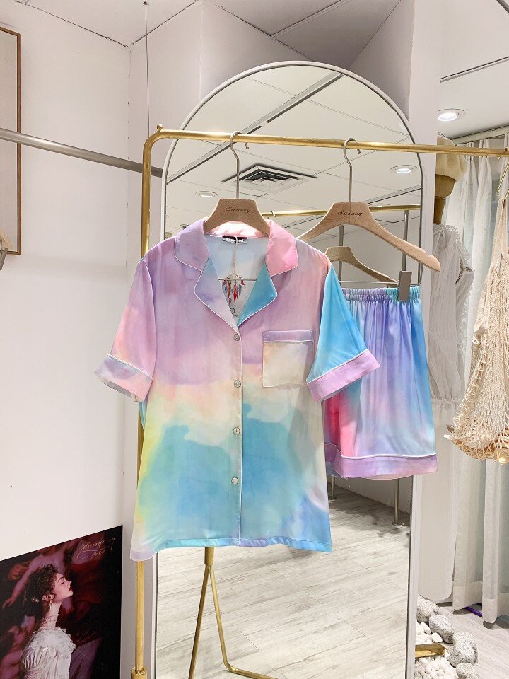 芮欧瑞新款短袖睡衣套装女士渐变艺术涂鸦居家服高密绸缎R213059