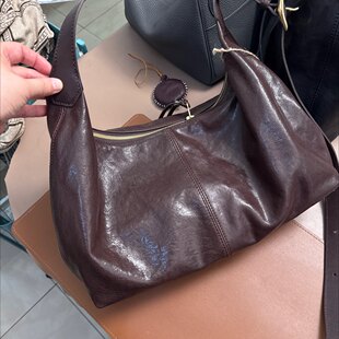 植鞣皮大包395元 不退换