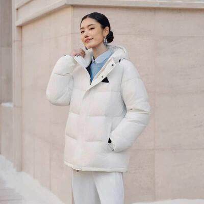 阿迪男女同款连帽羽绒服