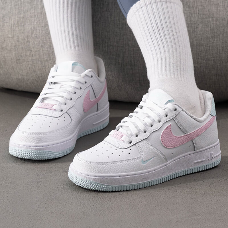 NIKE/耐克女空军一号休闲运动鞋