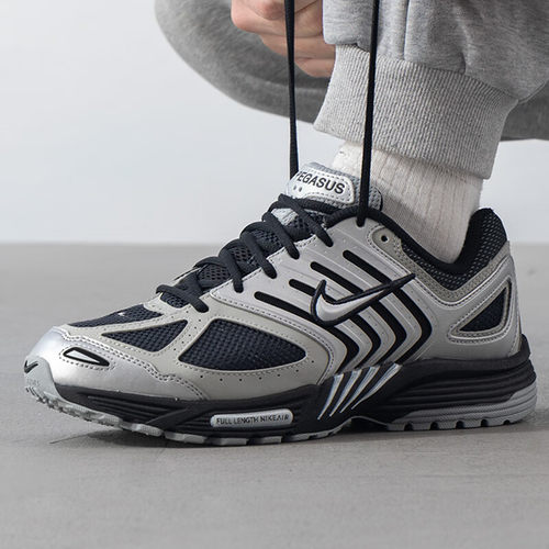 Nike/耐克男复古飞马跑步鞋