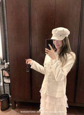 WANANTONG 雪白coco 亮丝格纹白色小香外套女秋季短外套