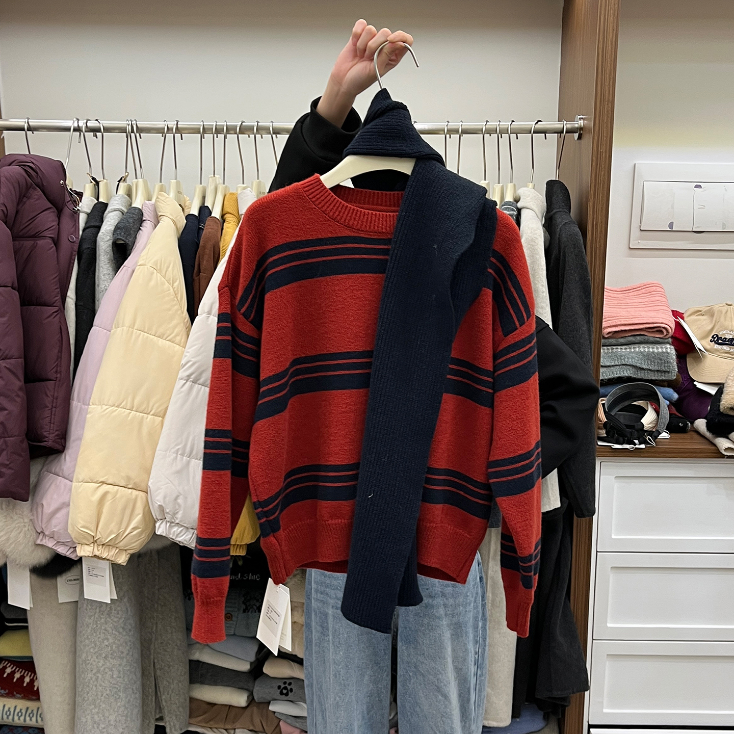 宽松显瘦撞色圆领套头毛衣女