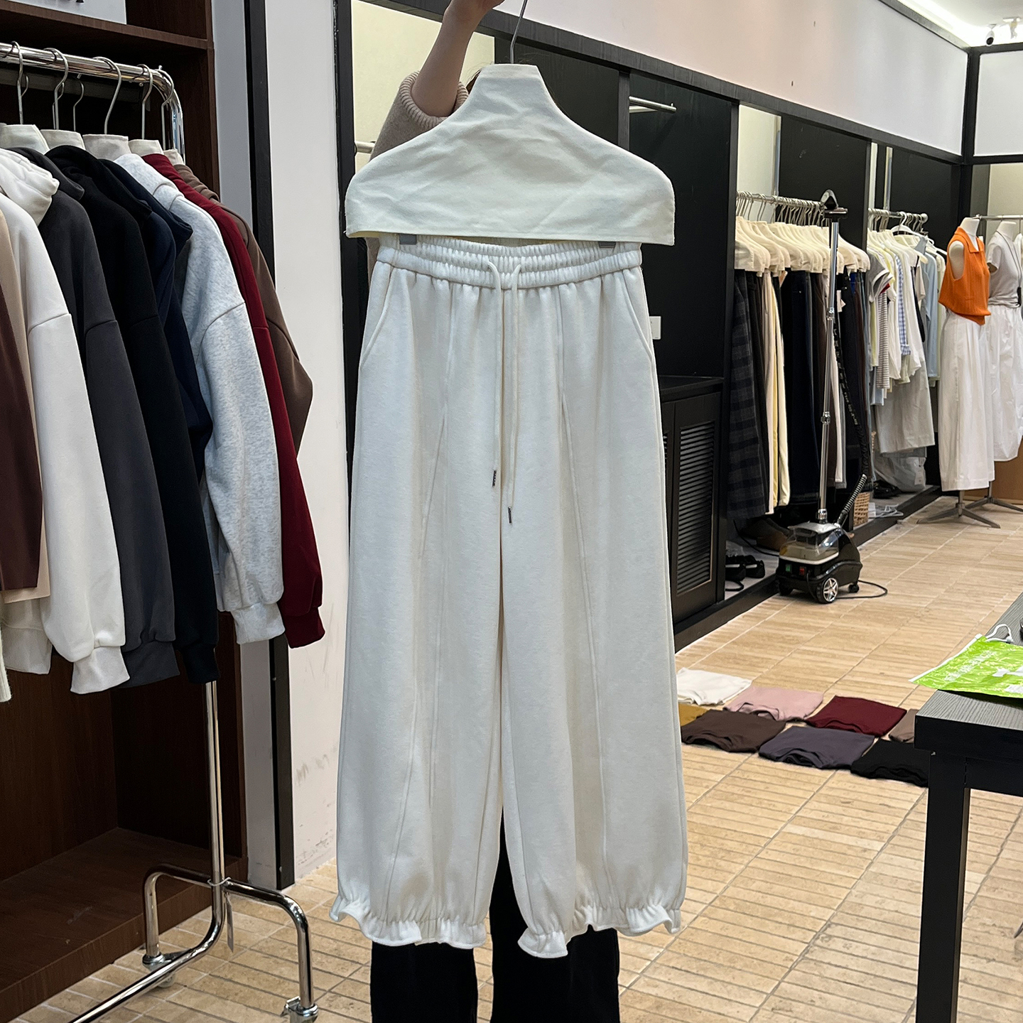 休闲阔腿裤木耳边加绒卫裤