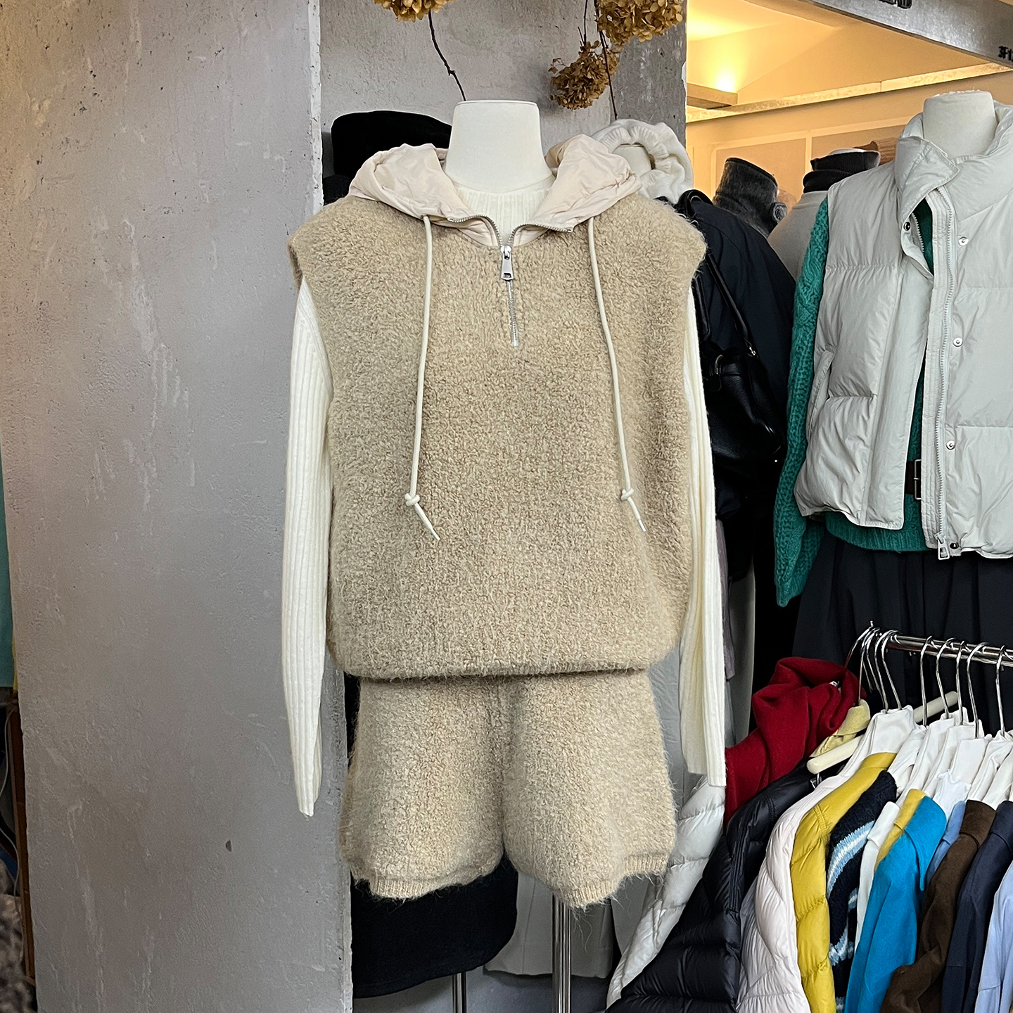 针织毛呢连帽马甲背心外套