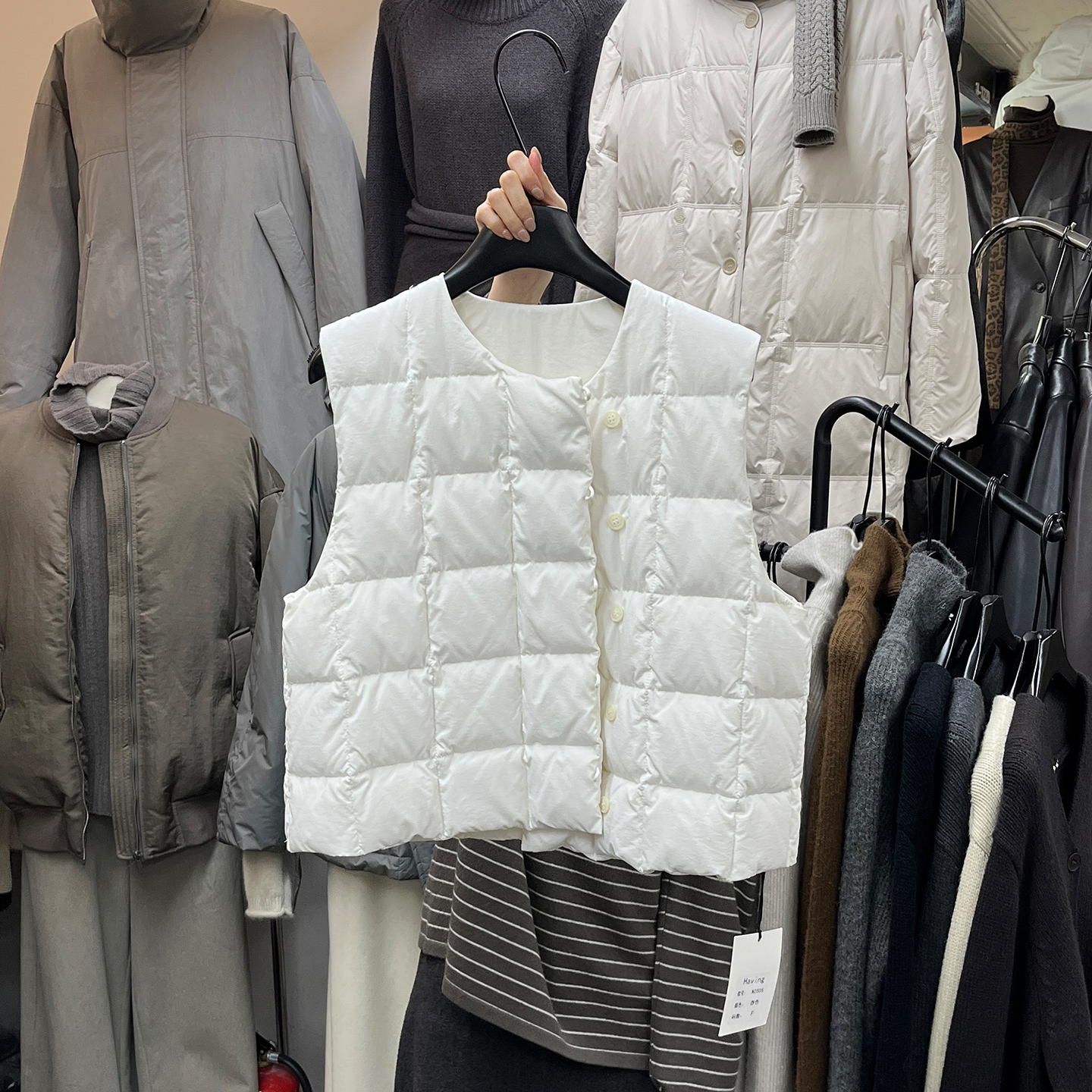 纯色格子短款圆领羽绒马甲外套