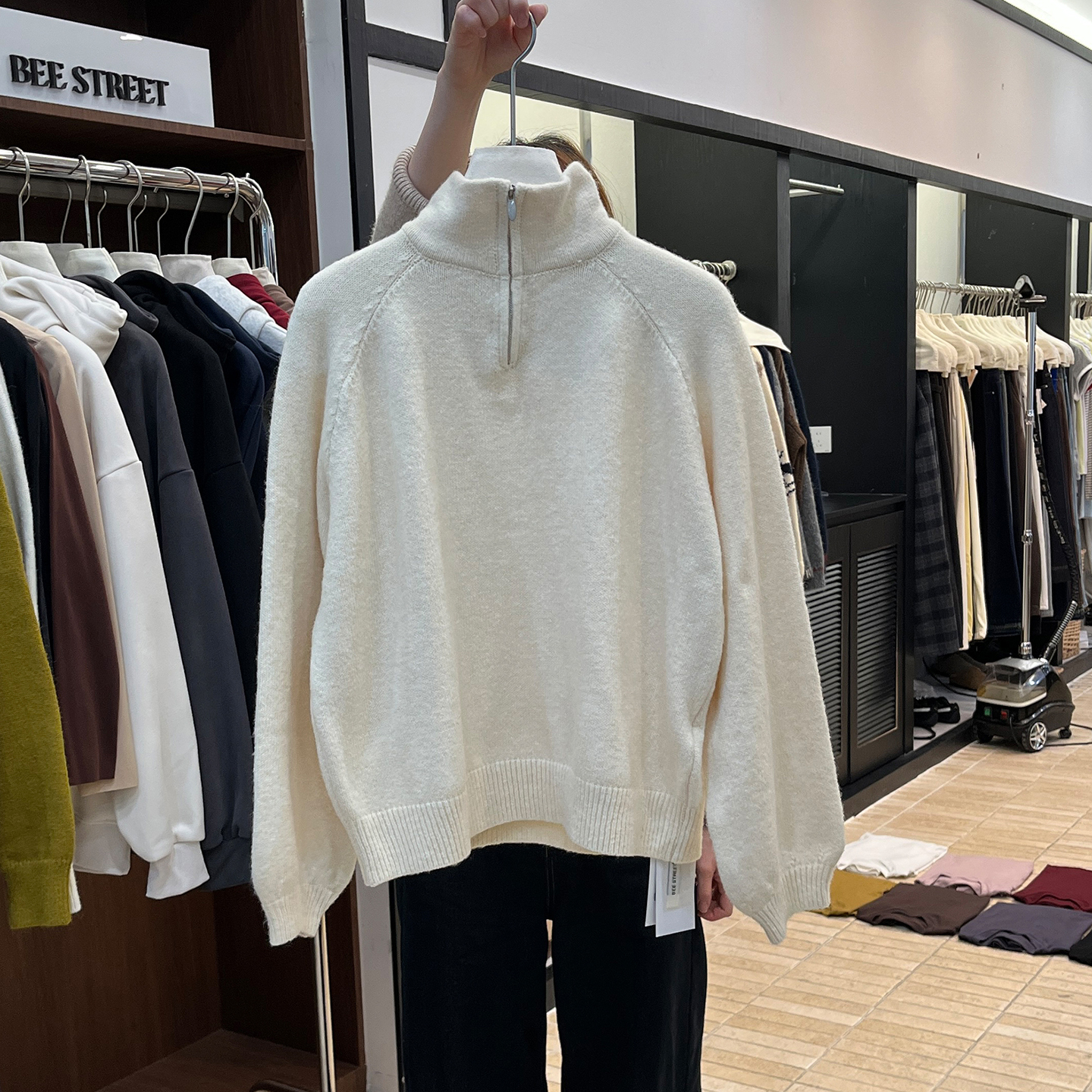 宽松纯色拉链套头高领毛衣