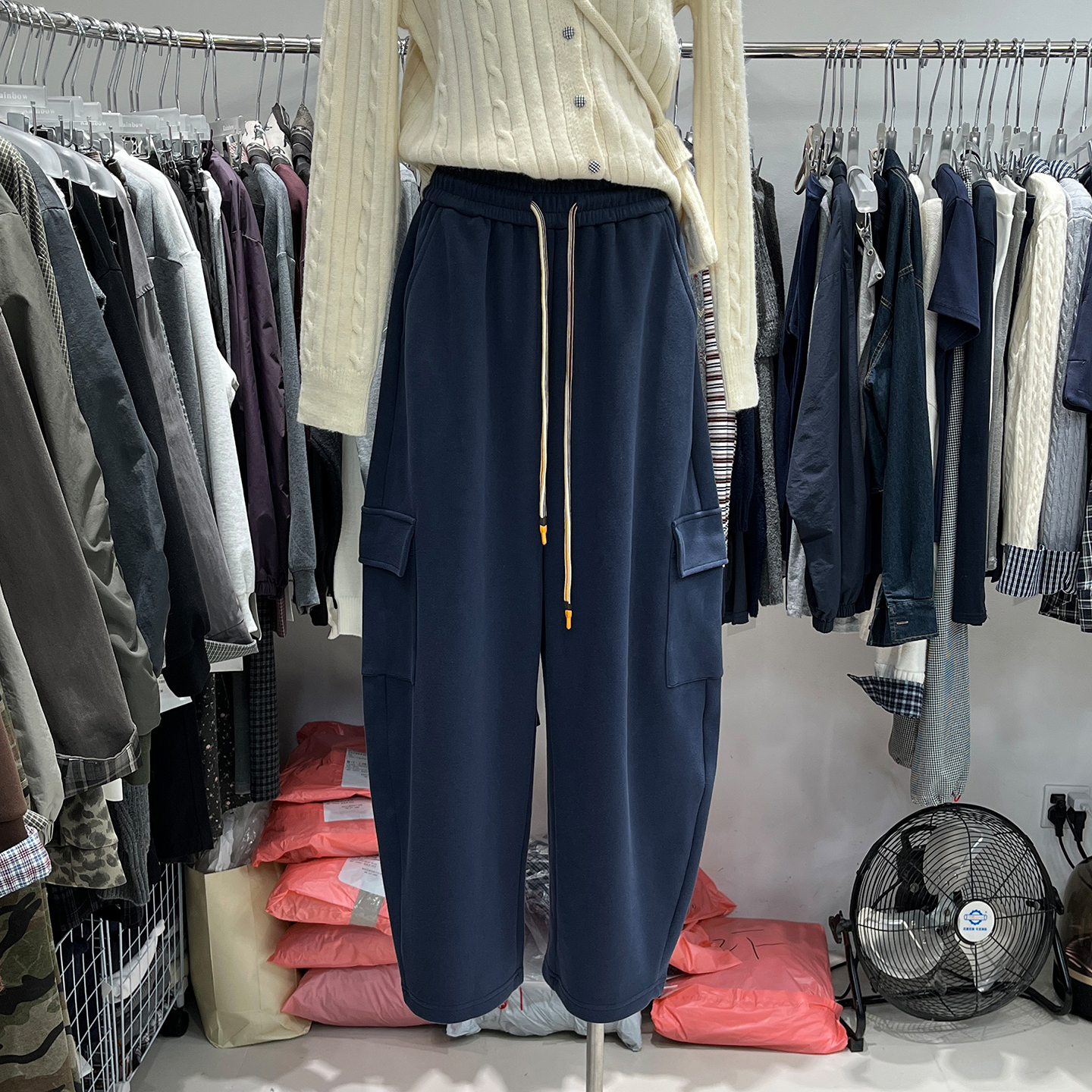 早秋穿搭休闲卫裤法棍阔腿裤