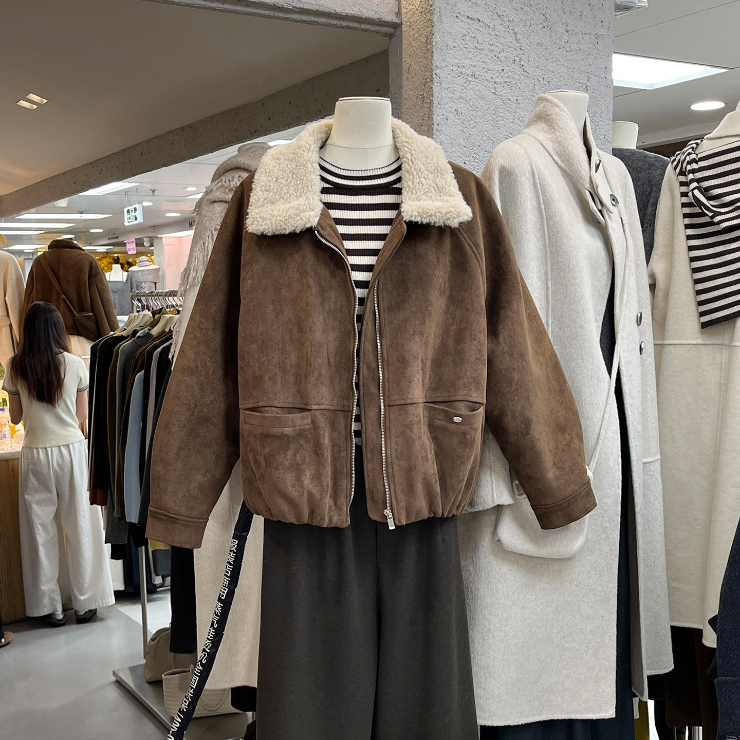 美拉德麂皮绒外套女夹棉菱格夹克