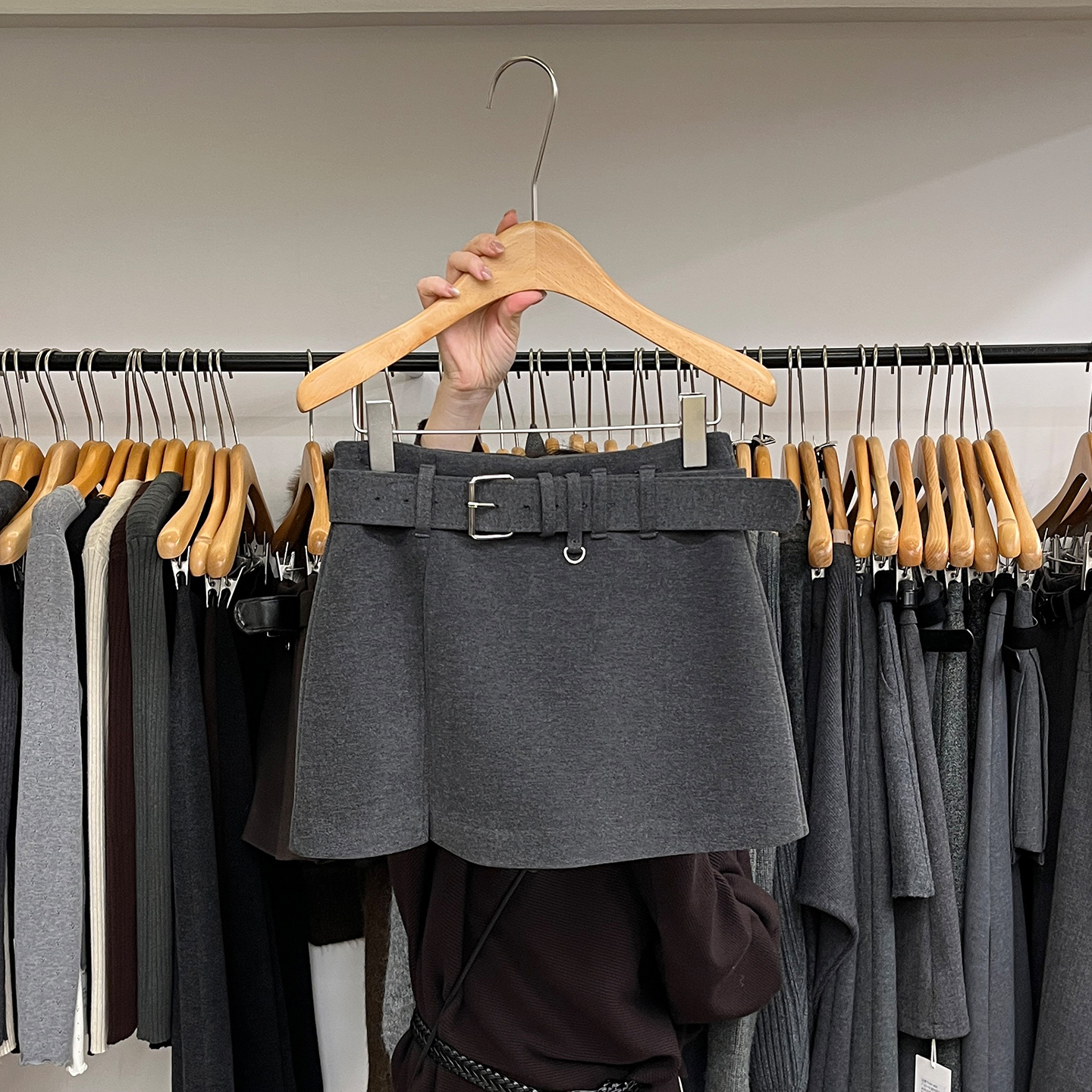 时尚半身裙毛呢裙子超短裙