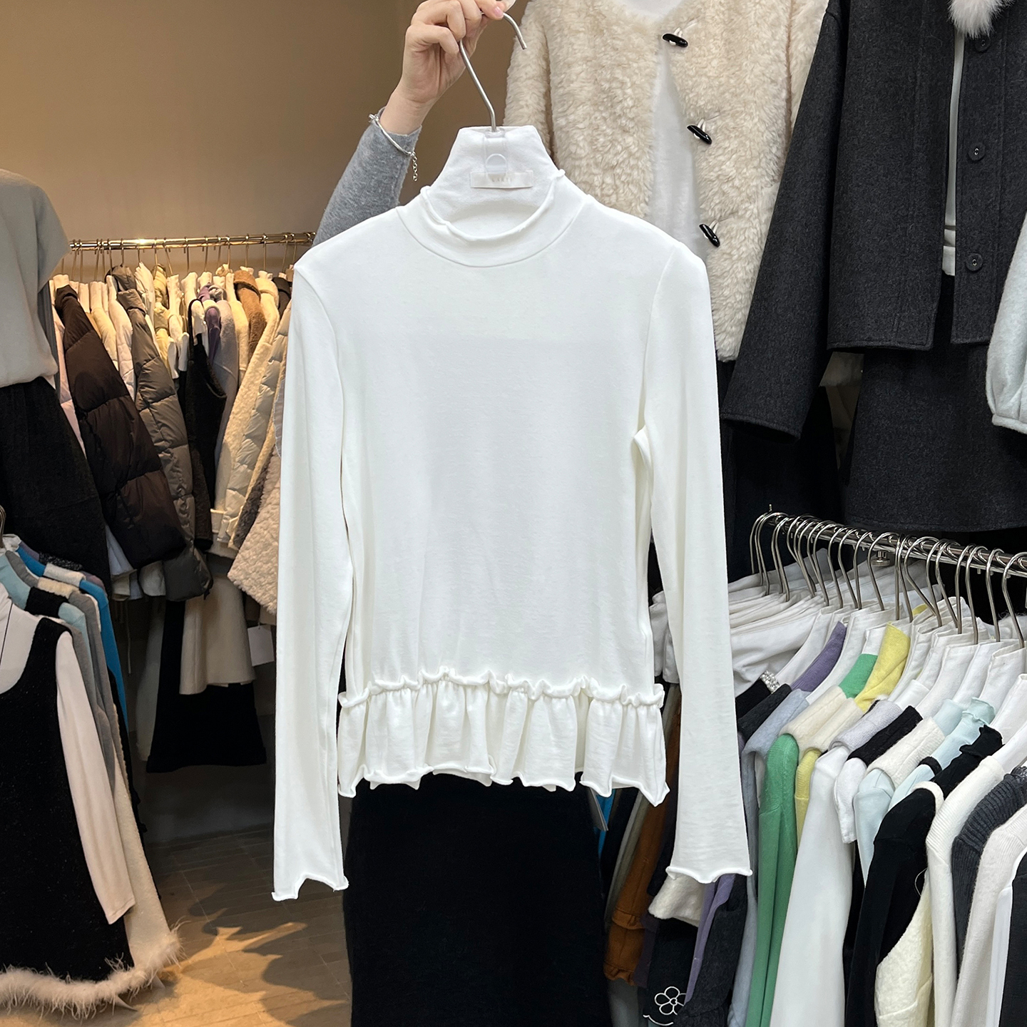 小高领拼接鱼尾边长袖打底T恤女