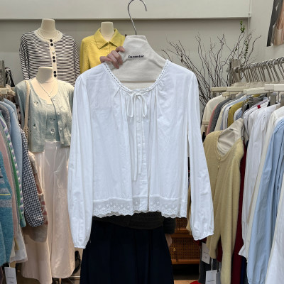 蕾丝网纱拼接圆领娃娃衫衬衫