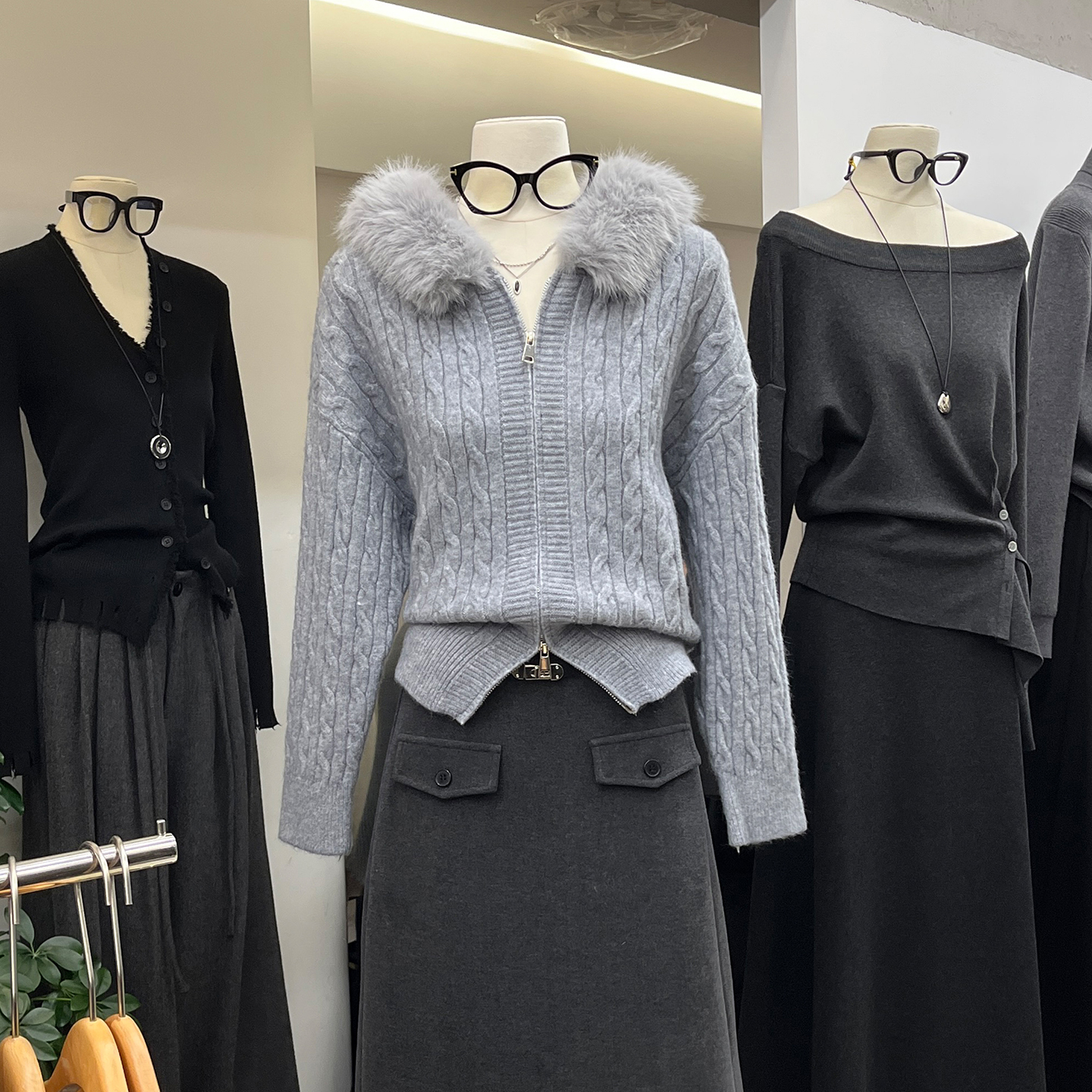 毛领连帽拉链毛衣开衫外套