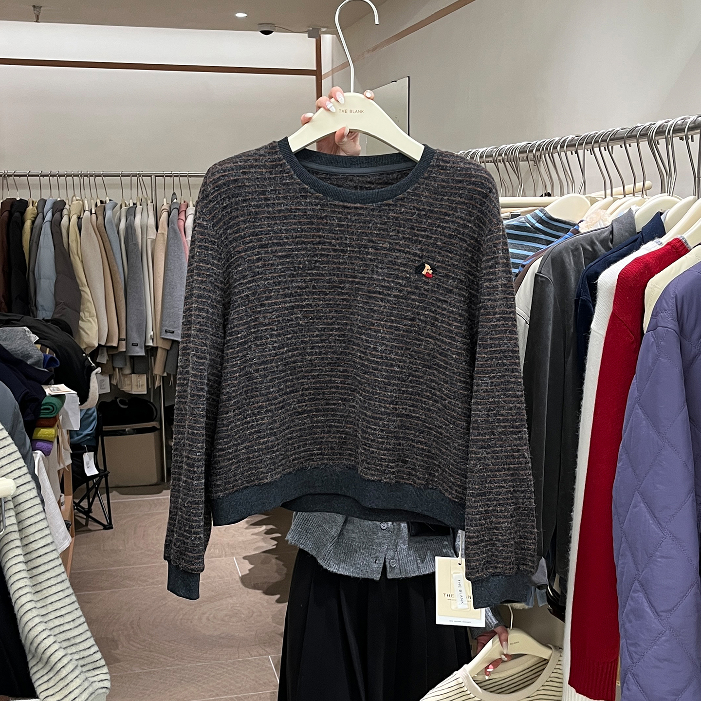 撞色圆领条纹磨毛长袖T恤女