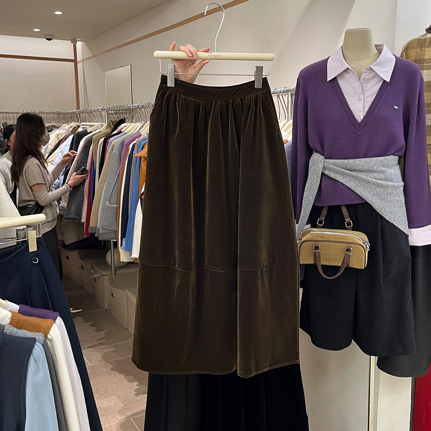 梨形伯克利裙子金丝绒半裙