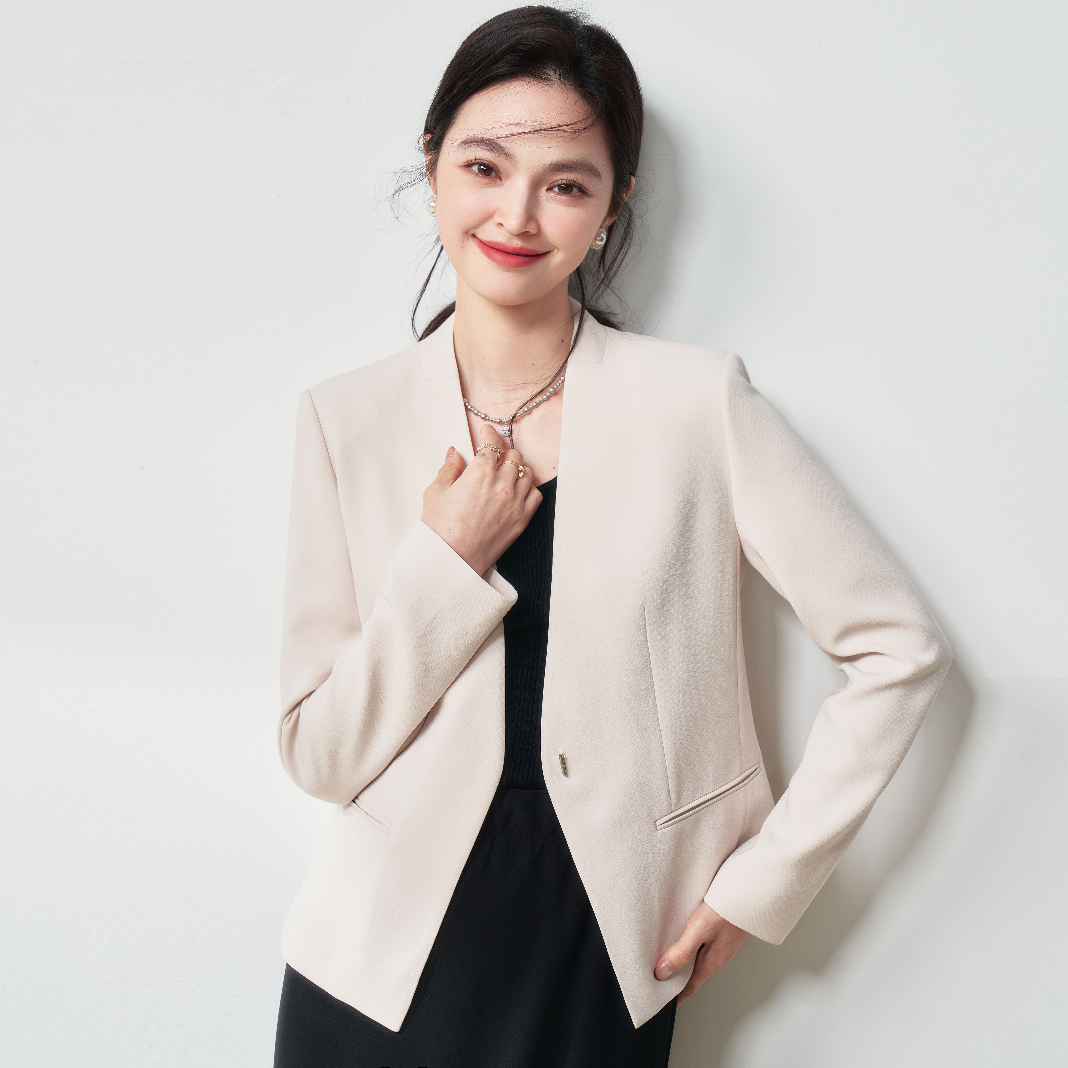 tuwk 西服外套女春秋高级感职业正装立裁修身显瘦通勤西装上衣