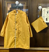 简约2026新款 轻薄雨衣出口学生中小童速干透气柔轻薄儿童便携雨披