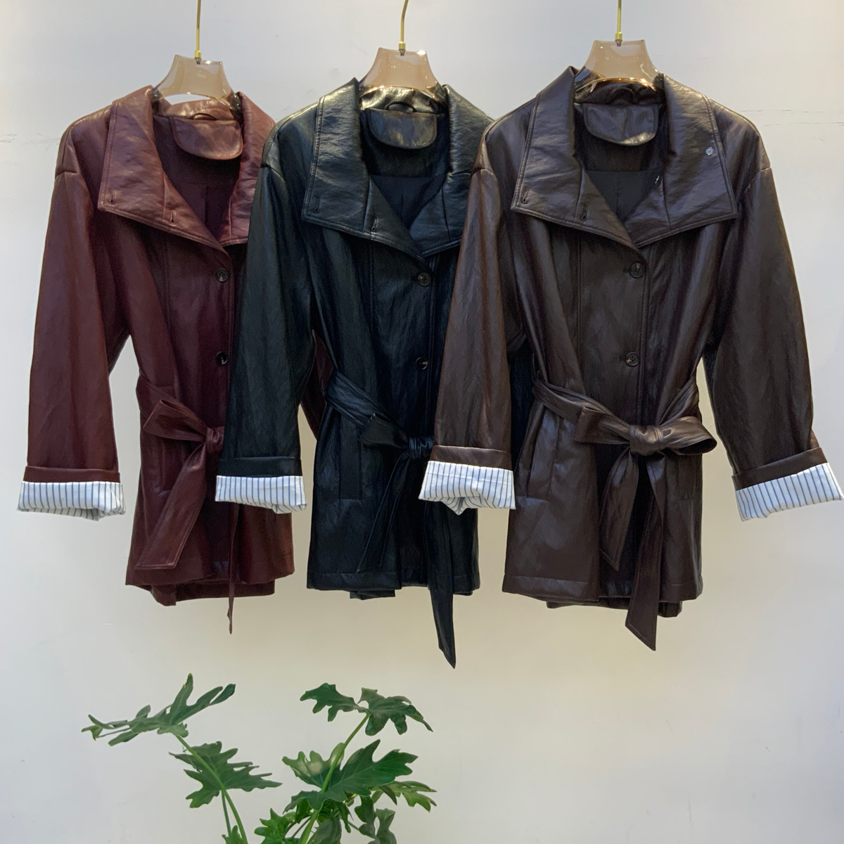 阅悦中长款外套翻领竖领皆可气质显瘦短外套(配腰带)A9341