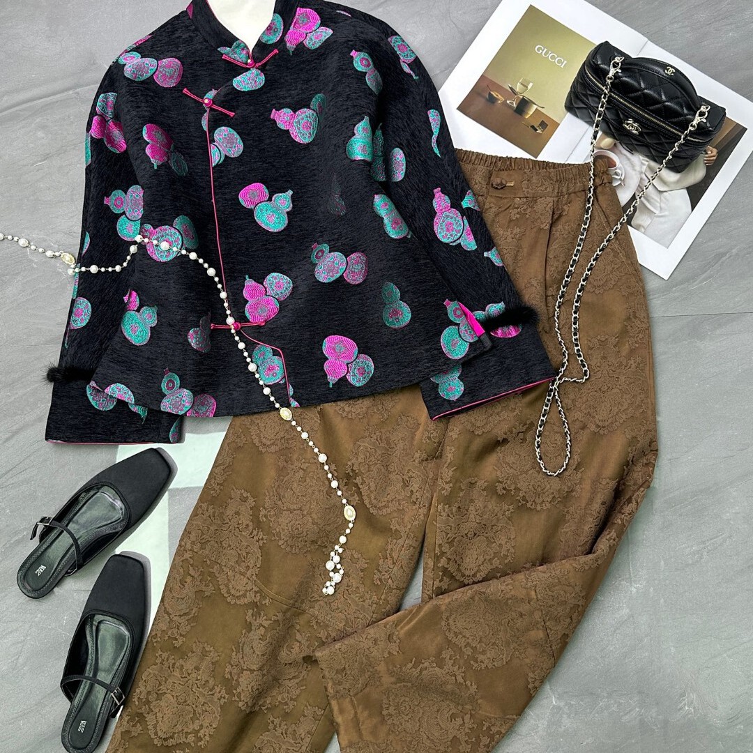 阅悦雪尼尔绒外套袖口拼接仿水貂纯手工一字扣短外套YS44-G209