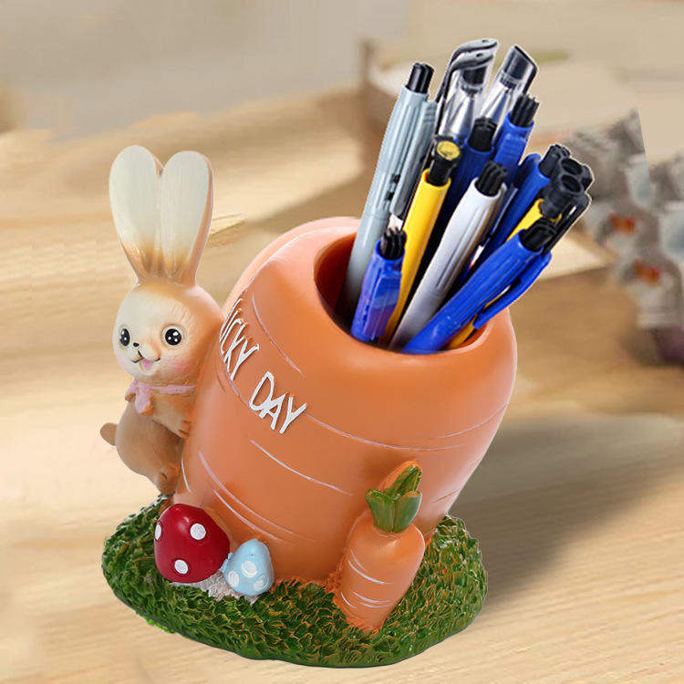 卡通生日女兔子胡萝卜笔筒礼品送孩子实用朋友创意小学生毕业儿童