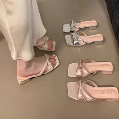 大码凉拖鞋41到43女鞋胖脚宽女夏季外穿凉鞋矮跟显脚小低跟高跟鞋