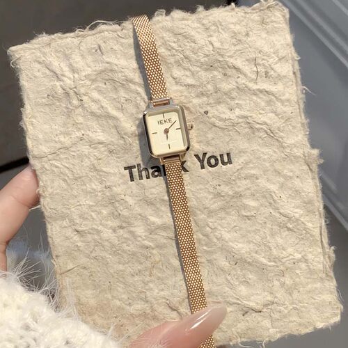 【生日礼物】QUADRO正品手表女DW